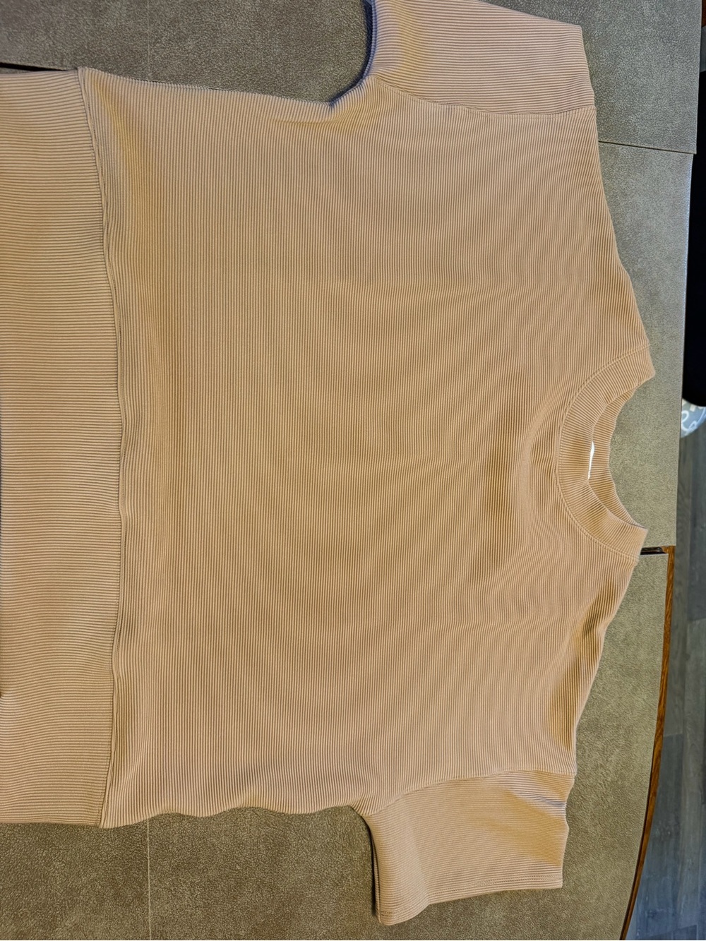 Medium Zenana Tan Ribbed Short Set, NWOT, $25 - Picture 3 of 5